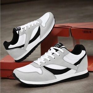 Stylish Gray and White Men's Sneakers